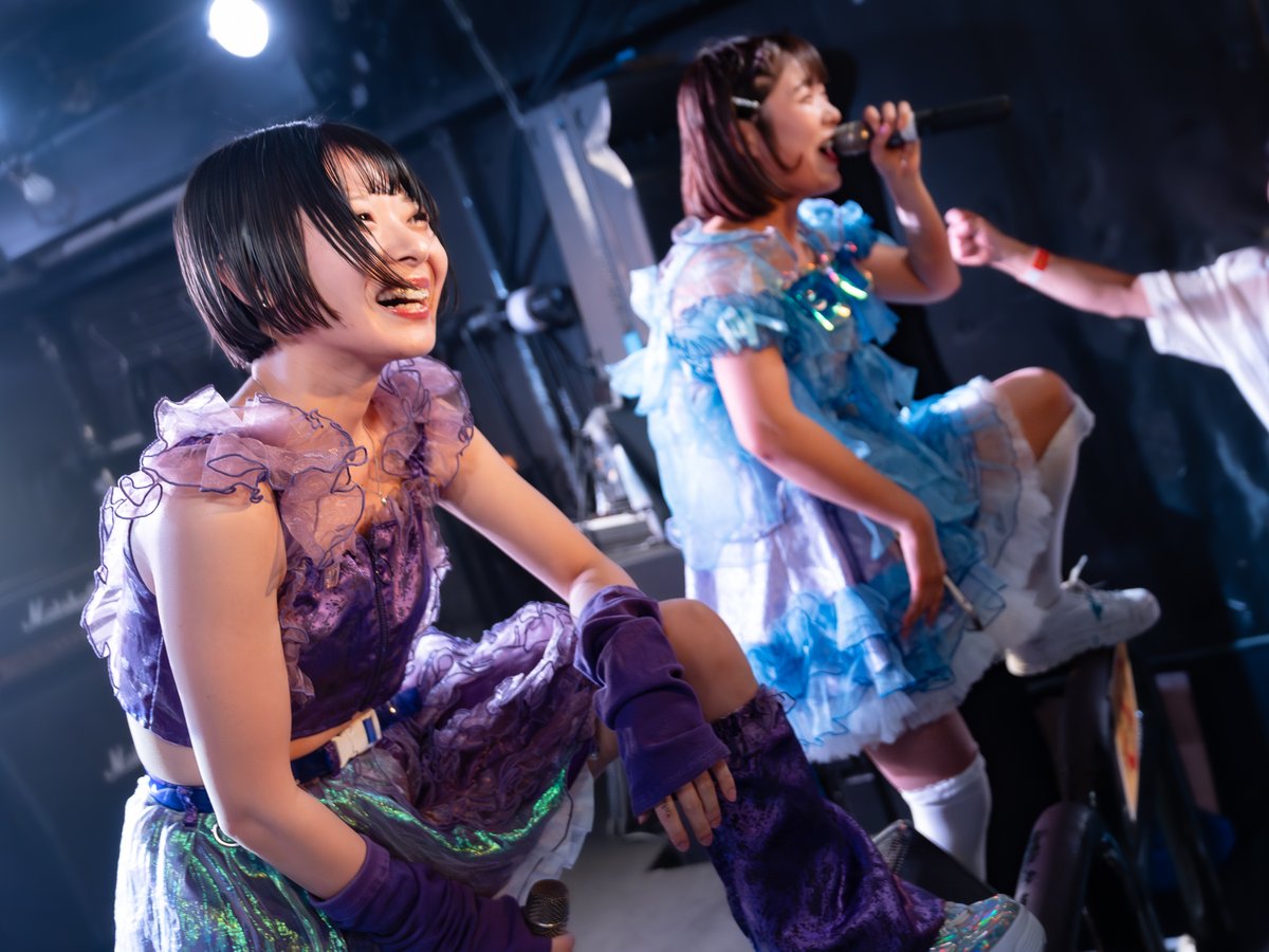 CHOCOPANGANG's tweet photo. 5/25(土)下北沢LIVEHOLIC
#NewBuddy! × SonoSheet pre.
FUCKIN PUNK STAGE
グデイ ミ米ミ
最高の歌に加えて
最近のミ米ミのライブ表現
めちゃくちゃかっこい https://t.co/0MwkKb8kkg