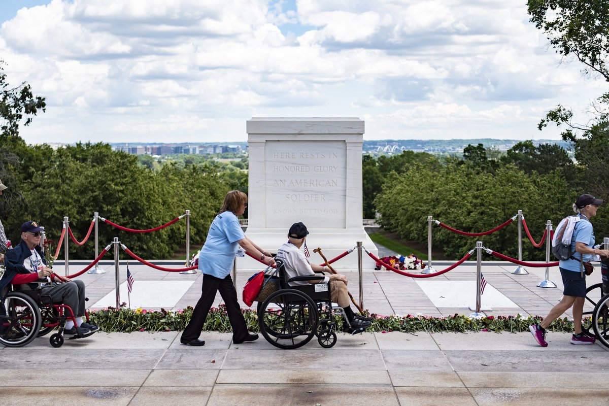 Good morning! Today is Flowers of Remembrance. Members of the public are invited to place a flower at the Tomb of the Unknown Soldier. Flowers will be provided by the Memorial Day Flowers Foundation. Visitors should not bring their own flowers.