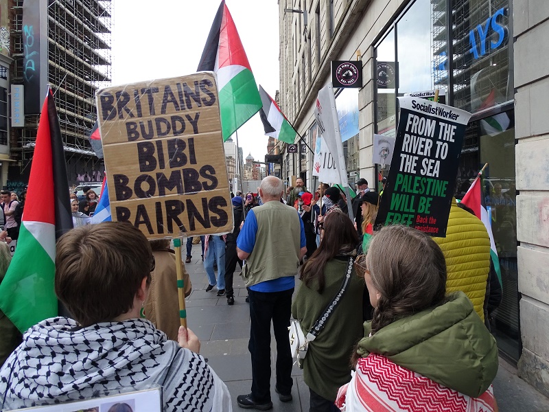 another selection of photos from Glasgow at yesterday's Barclays Bank protest
@ggectee
#BoycottBarclays