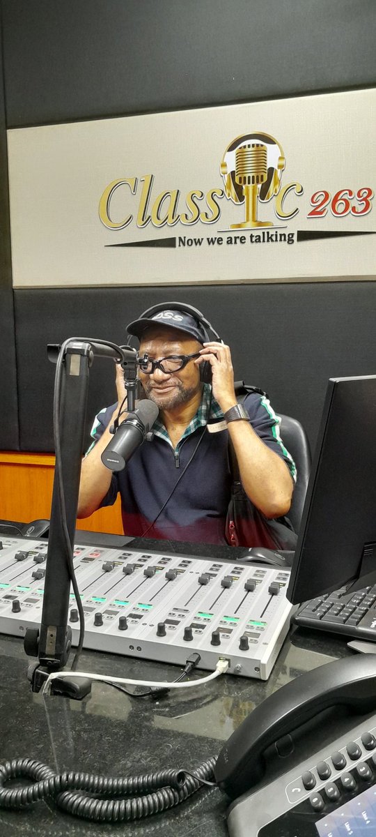 Here is wishing #JohnMatinde #TheBoss @john_microphone a great day on his birthday. Presenter/Producer of @classic263 Radio #SoundsOnSaturday #happybirthday @reedivah @KingJayZim @GITARADIO @TeamFuloZim @tanavine @BrianZulu @zambezisoul @FungaiMarange @ZBCZW @ZBCNewsonline