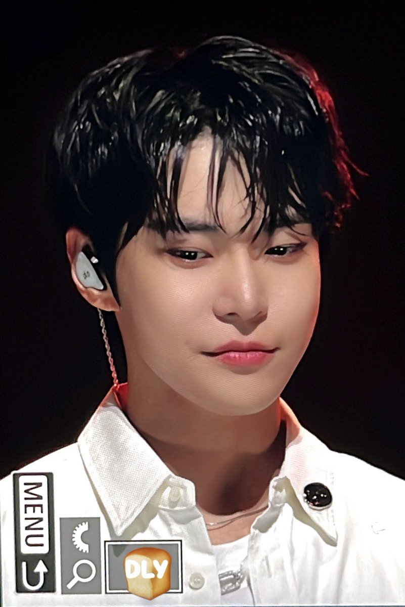 240526 Dear Youth, 도영 팬콘

뿁조개...₍ᐢෆ ·̫ ෆᐢ₎

#도영 #DOYOUNG
#nct #nct127  #ドヨン