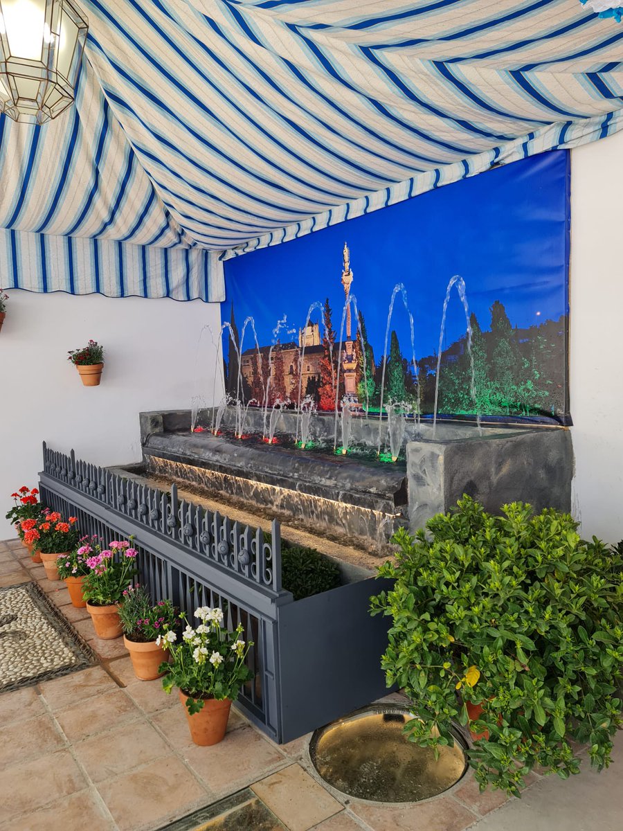 #Emasagra abre otro año en la Feria del Corpus su caseta #LaGota, donde todas las personas son bienvenidas para disfrutar los días grandes de #Granada en familia y amistad. 
¡Os esperamos en La Gota💧!
#FeriaDelCorpus2024