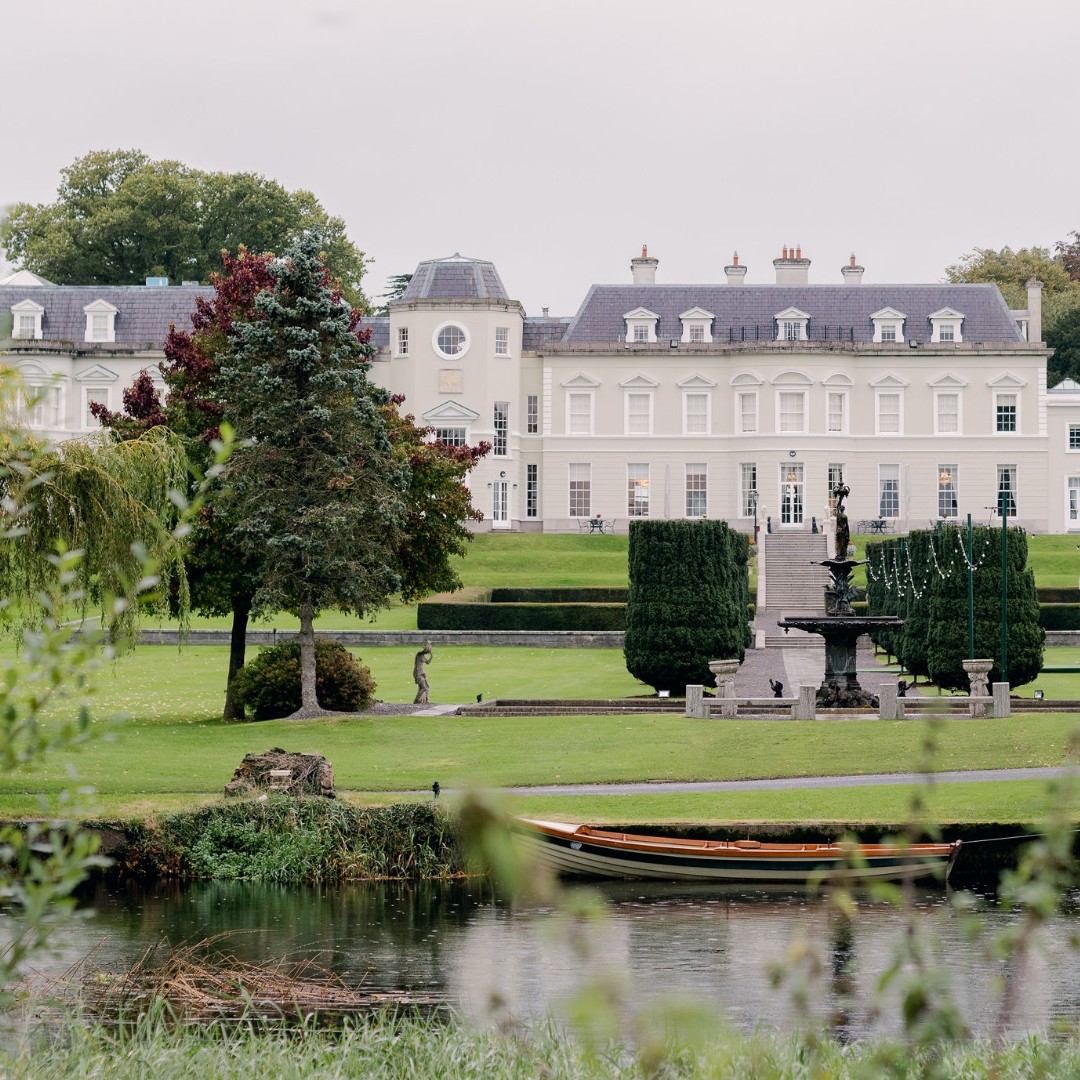 Become fully immersed in the the beauty of your surroundings as you take a stroll across the grounds 🌳 #TheKClub #TimeToPlay #ThePreferredLife