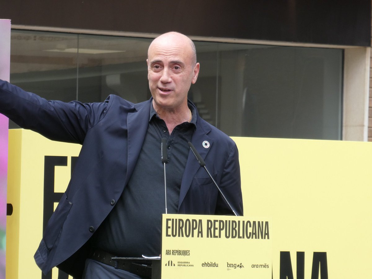 Avui a #Torredembarra a l'acte de campanya amb <a href="/junqueras/">Oriol Junqueras 🎗️</a>, <a href="/TomasMolinaB/">Tomàs Molina</a> i <a href="/HelleKettner/">Helle Kettner</a>‼️

Una #EuropaRepublicana de justícia i llibertat és la que volem a partir del #9J✊🏻

#AraRepúbliques