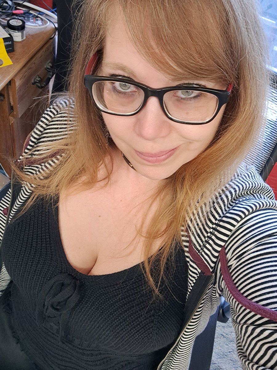 #BMT *Prømøtiøñ§* 🎼🎧🍂🕸💀🌹⏳️🐿🦝 tweet media