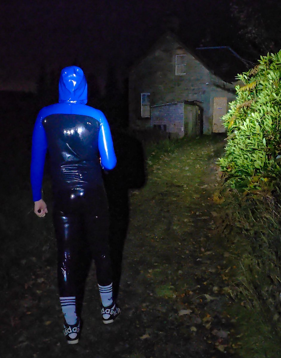 JandA2K's tweet photo. Who lives in a house like this?
YT: https://t.co/TVKILnvi8y
#rubberscene #latexscene #latexgear https://t.co/k0nDnkFCl1