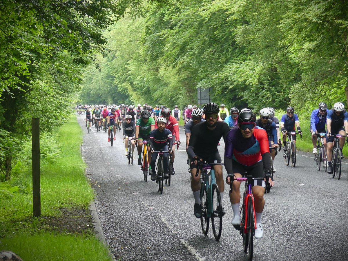 The outbound leg of @RideLondon #Essex is now complete! 🚴‍♂️🌳🚴‍♀️ Most affected roads and all Forest car parks have now reopened. However, sections of the A1199 and A104 will remain closed in both directions until 6:30 PM. #EppingForest #cycling