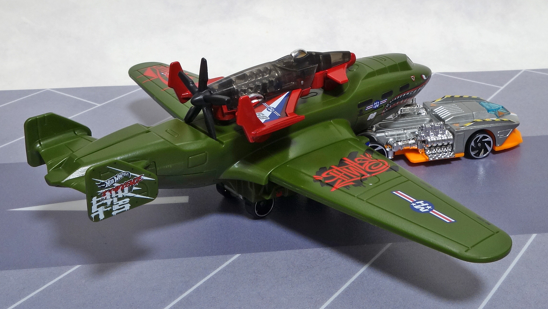 新品未開封】ドンキホーテ 限定 ホットウィール スーパーリグ