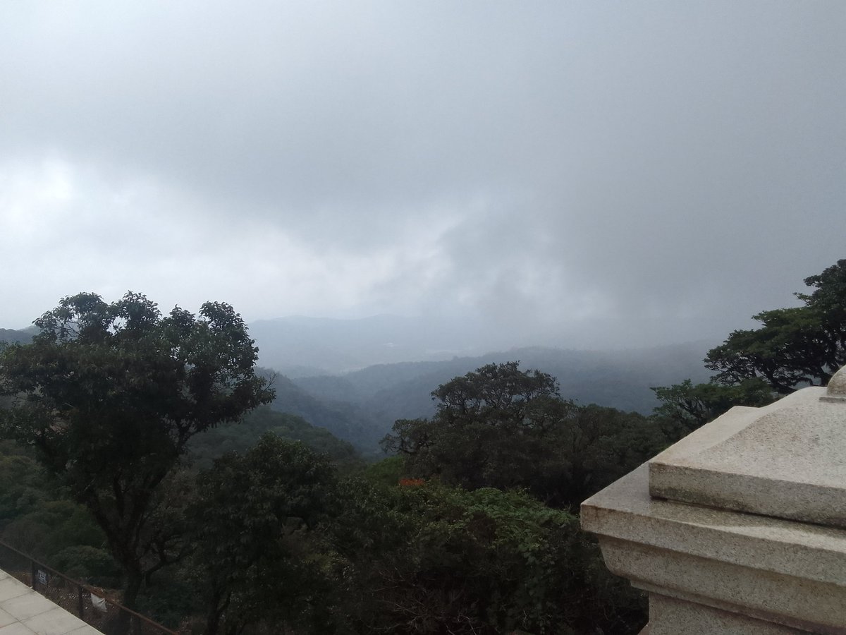 AdvithAv's tweet photo. "You won't know what comes next in front of nature." https://t.co/mHurGkkVSQ