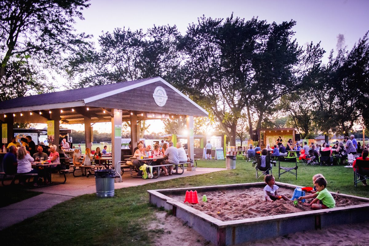 The Franskville Craft Beer Garden first opened in 2018 in Franksville Memorial Park. It’s been a resounding success since, providing the community w/ a live music venue, family games and an adjacent children’s play area with a playground, swing-set & sandbox. 📍 Franksville, WI