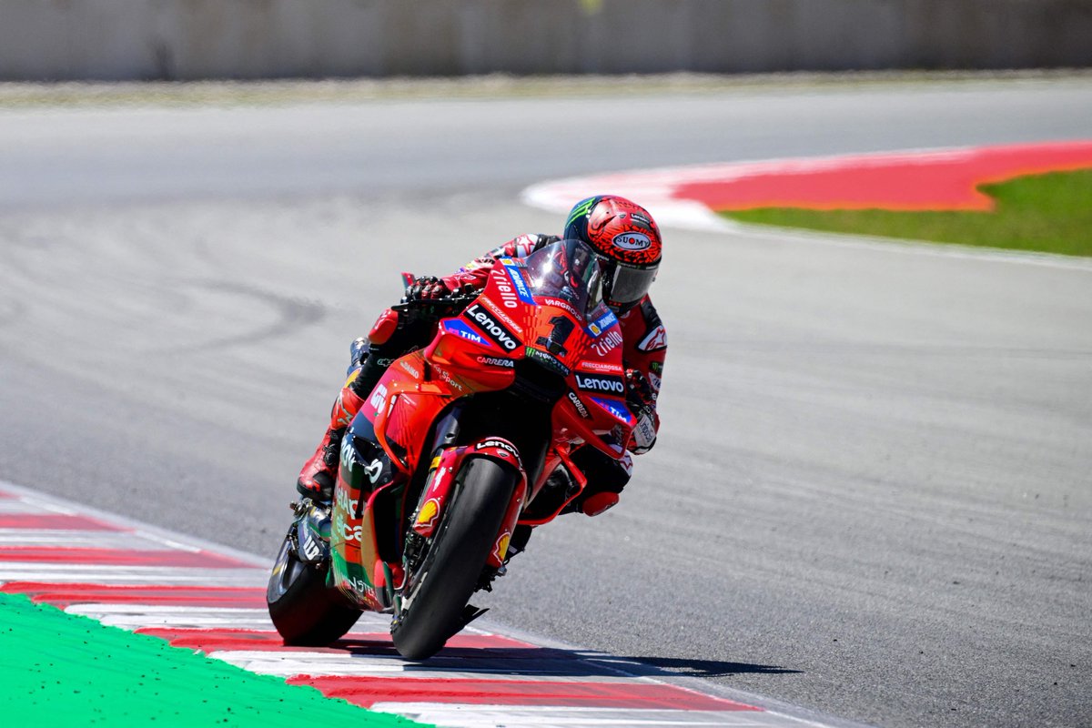 🏁 Victòria de Francesco #Bagnaia a la cursa de Moto GP del #CatalanGP al @Circuitcat_cat 👉 Jorge Martín i Marc Márquez han completat el podi ➕ Info: rtve.es/n/16117990