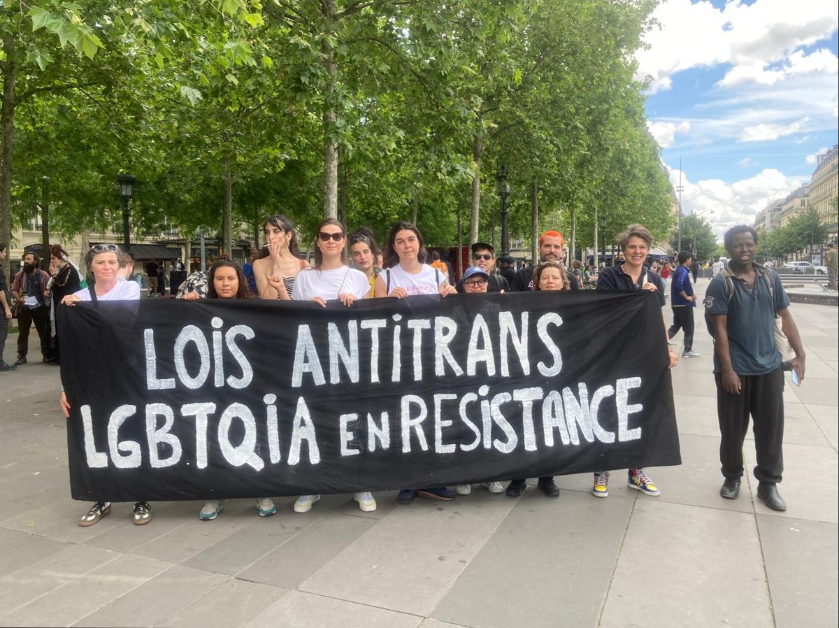 La droite et l'extrême droite se soudent autour de la transphobie - aux dépens de nos communautés, de notre santé, de nos vies. #ripostetrans