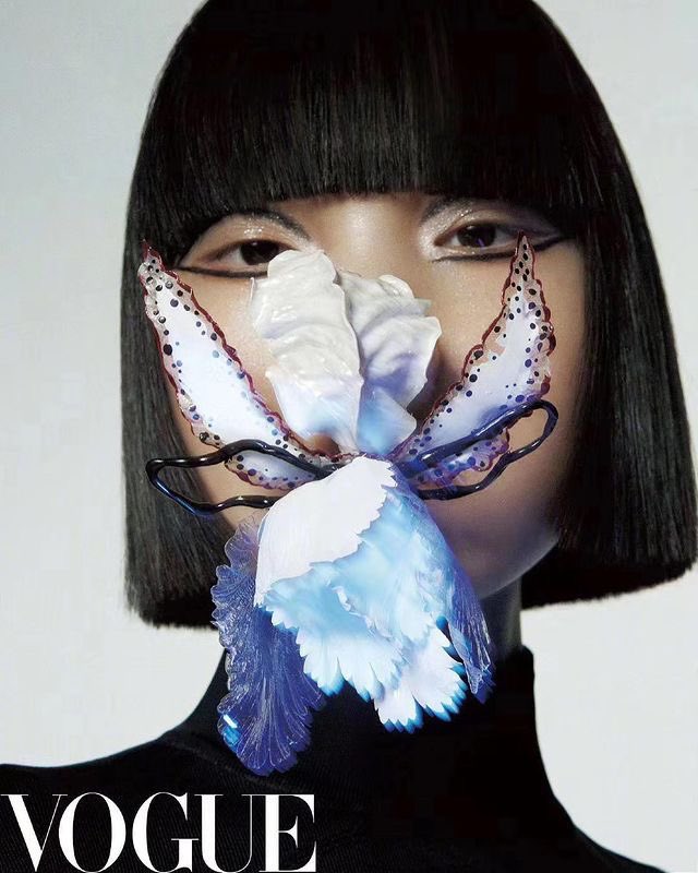 haidenmagazine's tweet photo. A thread of artistic cover that we like (part 1) https://t.co/UNzvvmiuXL