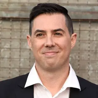 merlinpapin3's tweet photo. .@FredOL69007 On souhaite un Bon Anniversaire à #BradPeyton qui a 46 ans scénariste et réalisateur on lui doit

The Woods
DayBreak
the Responders
Republic of Doyle
Frontier
San Andreas
Rampage
Atlas https://t.co/HBqecTx0Jv
