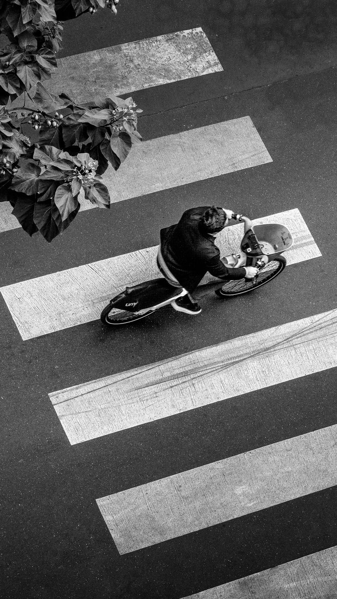 Image: thoughts…💭 

By: Gohary…

#photography #street #bike