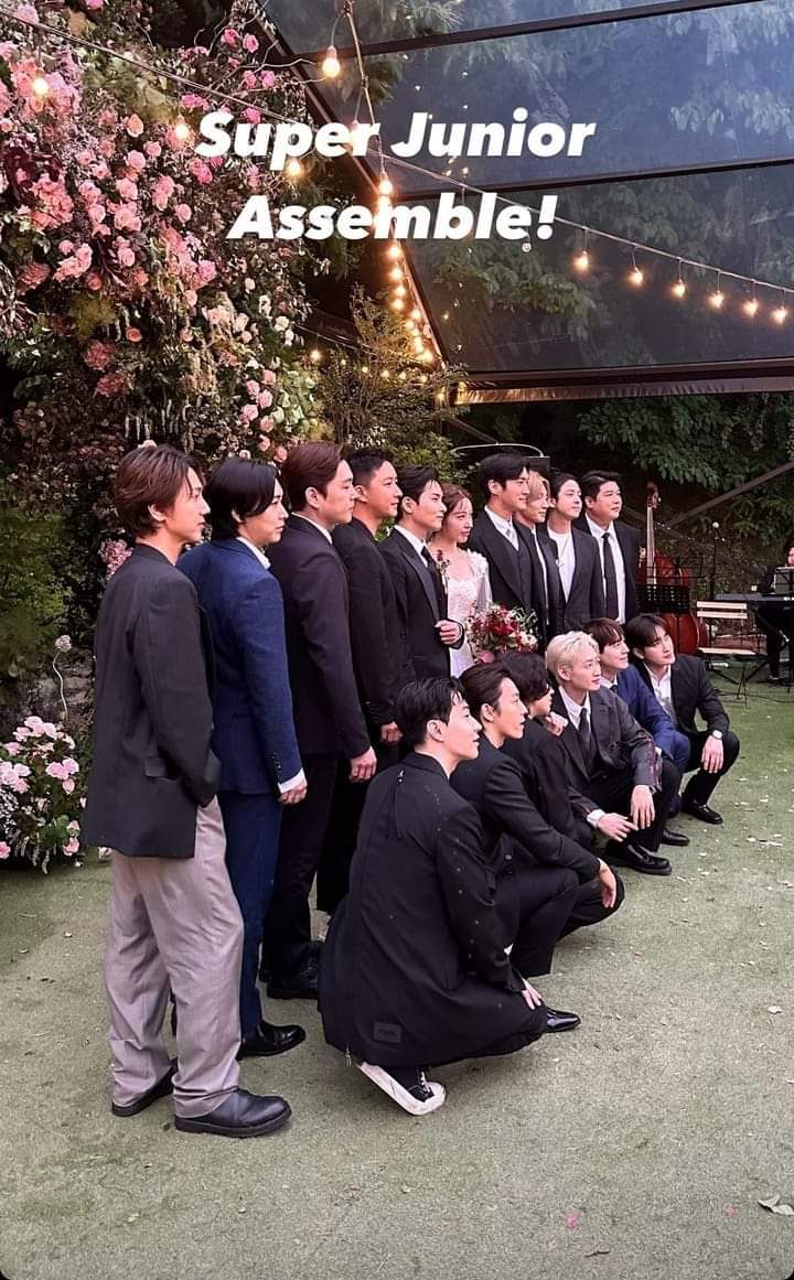 25 May : SHINee reunion
26 May : Super Junior reunion

the 4th week of may is indeed amazing ✨️ 😭😭💎💙🫶🏻🫶🏻