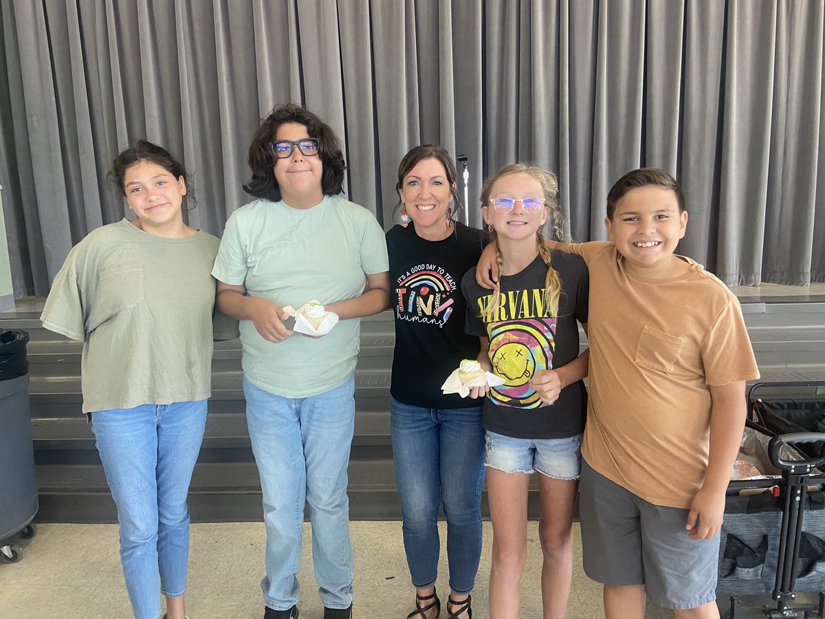 Celebrating our Exhibition projects with our mentors!!! <a href="/lombardibears/">SCA Lombardi</a> <a href="/BurtonSchools/">Burton Schools</a>