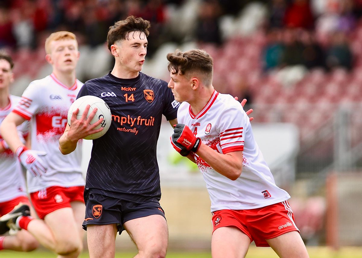 LATEST: 2024 @ElectricIreland Ulster Minor Football Championship Final 🏆🏐 @Armagh_GAA🟧⬜️ 1-05 @Doiregaa🟥⬜️ 0-11 2nd half, 54 mins Ger Dillon point for Derry extends their lead 📺 Live on @SportTG4 @GAA_BEO #Ulster2024 #ThisIsMajor