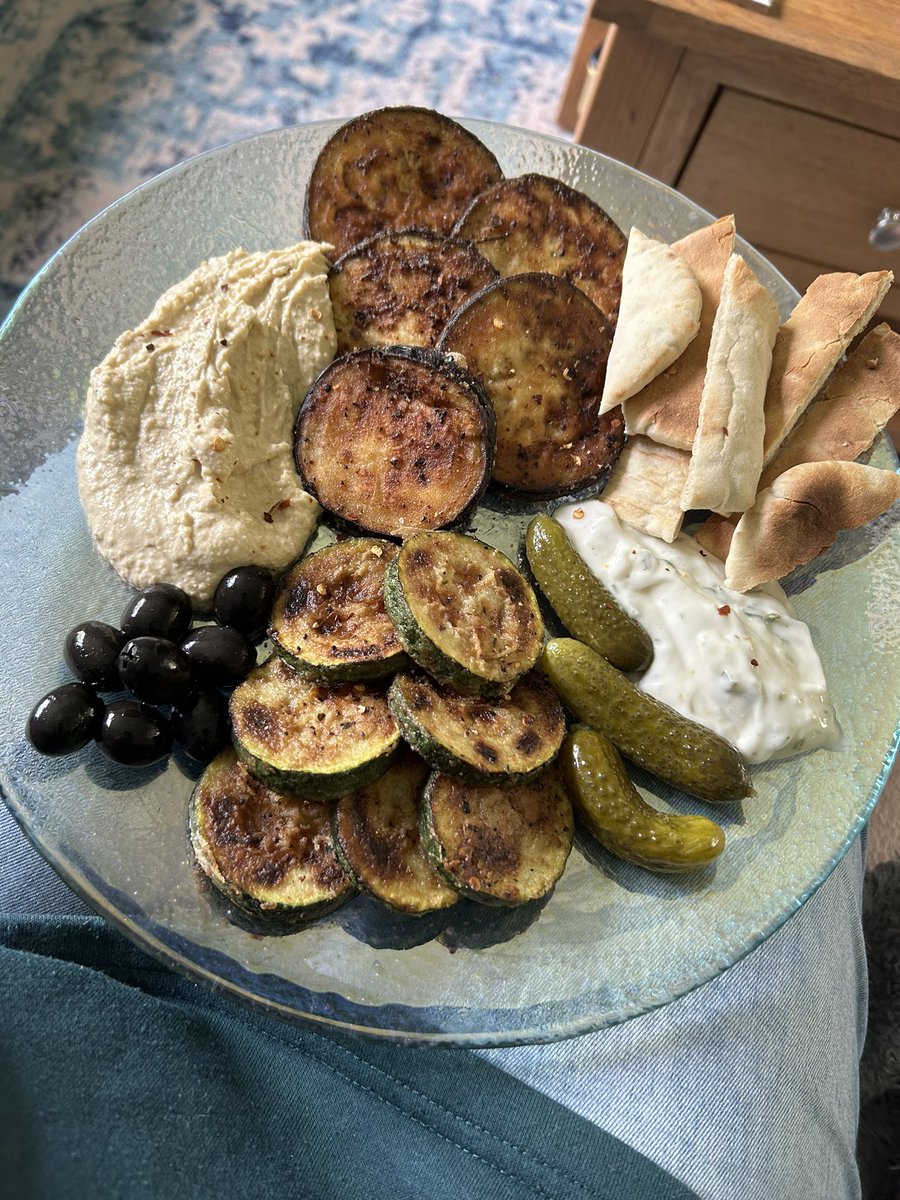 CaterpillarⓋ🌱 tweet media