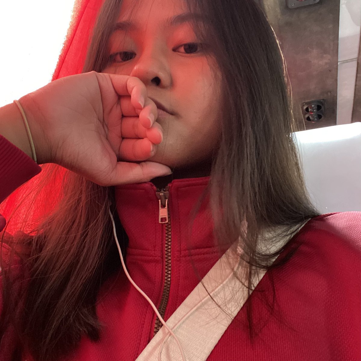 rinabaobei's tweet photo. gfs in red
#gilfriends #married #wintergf https://t.co/lT64cP6Pg7
