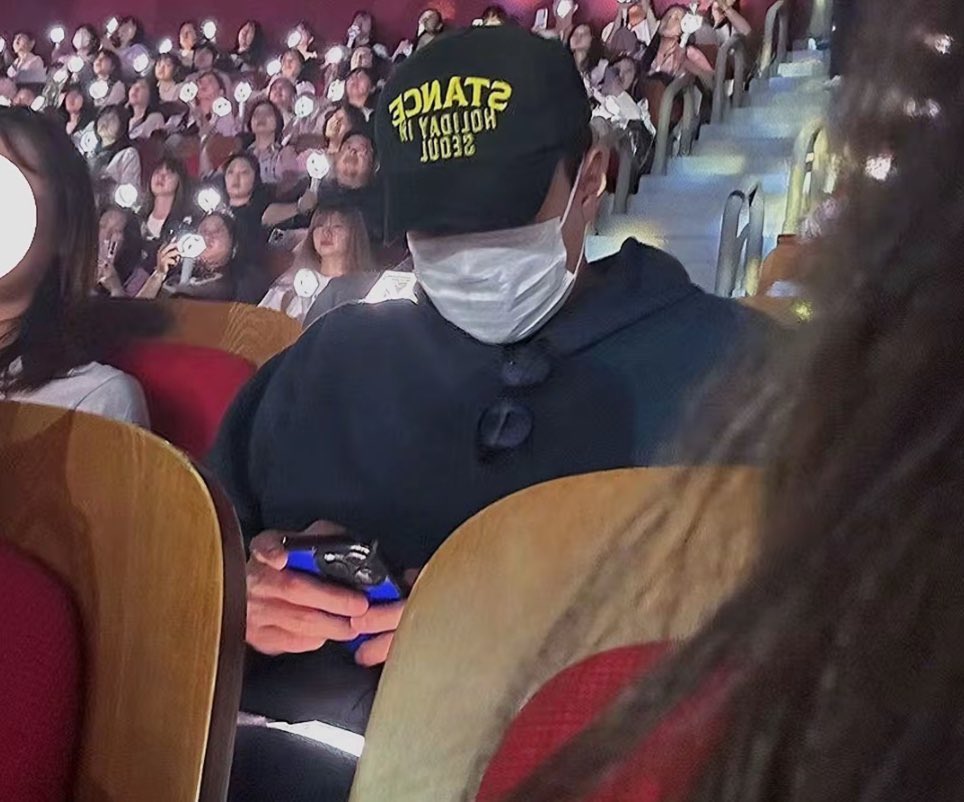 sx_find's tweet photo. ?!?!!!!????!!??!!??!?!!!!!!!!

억지라고 생각하실수도 있습니다.
아니라고 하실수도 있습니다...

하지만,
하나만 기억해주십시요....

#세슈 https://t.co/QNnKrWqJll