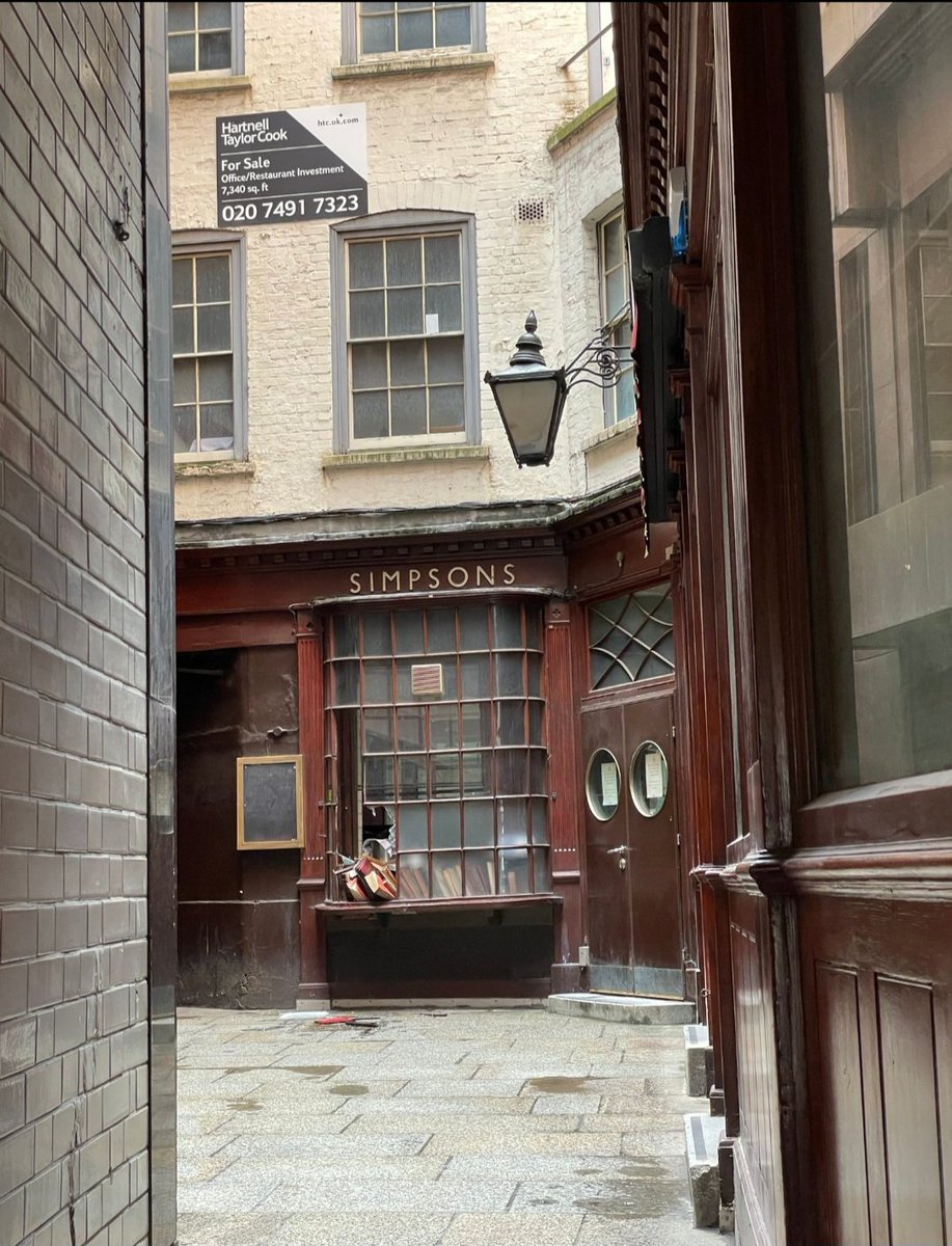 We felt that a great crime against #cityoflondon was committed when #hartnelltayorcook unlawfully forfeited us to engineer a freehold sale in 2022

Sadly now we are a crime scene 

We can only look on as the decline is ignored and our offer to purchase rejected

#shame