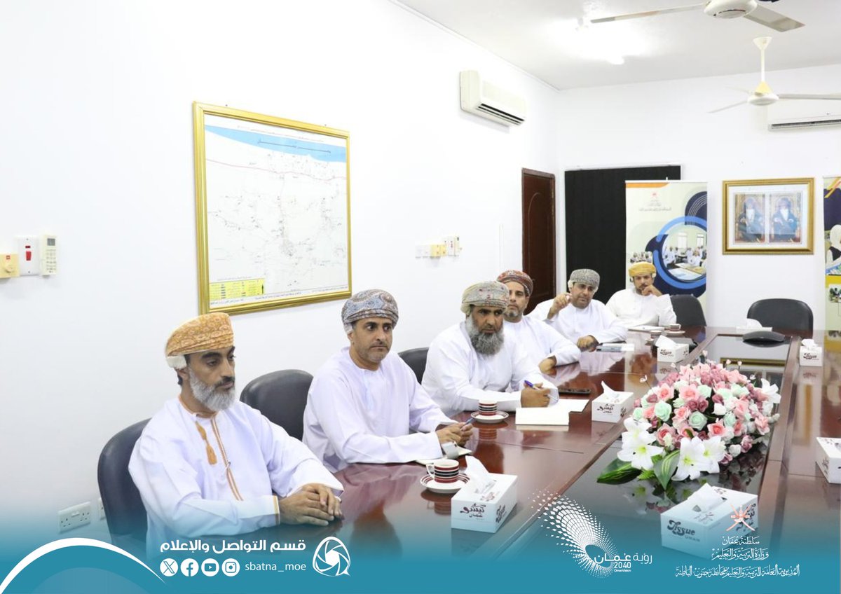EduGovSbt's tweet photo. فريق من دائرة نظم المعلومات بالمديرية العامة لتقنية المعلومات يزور تعليمية المحافظة ويلتقي بموطفي دائرة تقنية المعلومات  حيث تم استعراض المستجدات التقنية والأنظمة الحديثة ومسارات التحول الرقمي ومناقشة التحديات التي واجهت المحافظة في تطبيق التعليم عن بعد. https://t.co/lTmpIGw8hx
