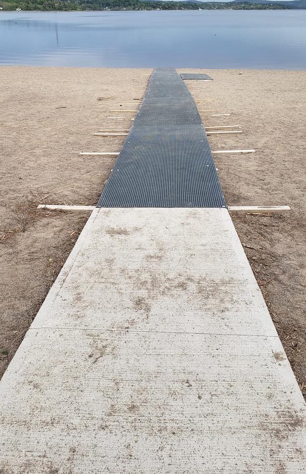 New wheelchair ramp🦼 🦽installation at Dominion Park Beach 🏖️ providing better access to the water for our residents & visitors with a mobility disability. A more inclusive recreation environment where everyone belongs! #westisbest H/T to the Dominion Park Community Association!