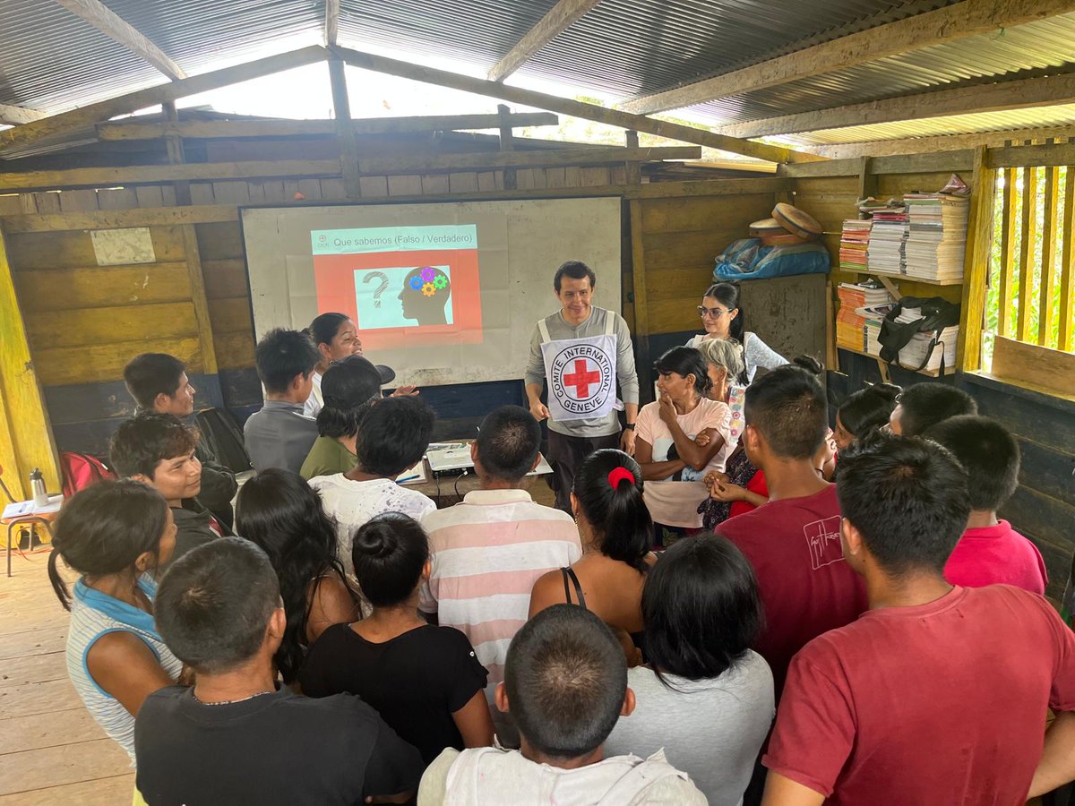 📍 Colombia In armed conflict areas, there is no zero risk. Through preventive sessions for local trainers on risk awareness and safe behavior, we supported Afro-Colombian and indigenous communities in Chocó affected by the presence of explosive hazards 💥