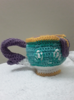 BeeChristjan's tweet photo. #854 Sinistea. #crochet #crochetfanaticdesign #crochetfanatic #shopify #pokemon #handmade #plush #amigurumi #toy #doll #sinistea https://t.co/5dyAZbMpbL