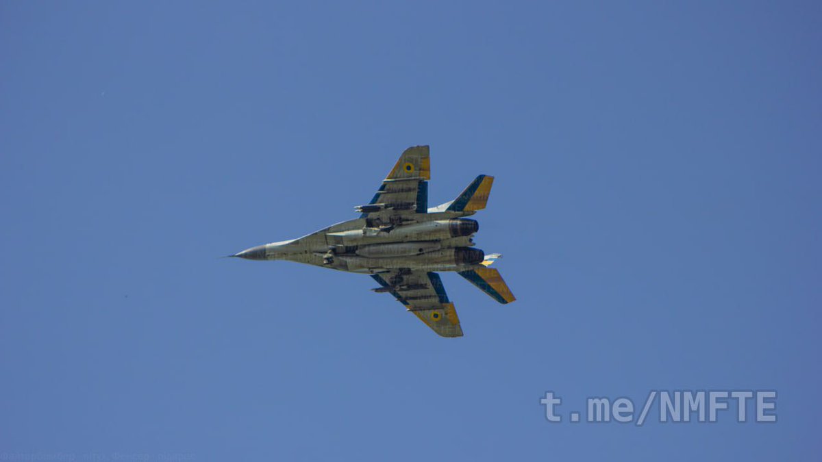 MiG-29AS transferred by Slovakia to the Armed Forces of Ukraine somewhere in the Ukrainian sky with five GBU-39 Small Diameter Bombs. Three more GBU-39, probably, were already used. t.me/NMFTE/11919