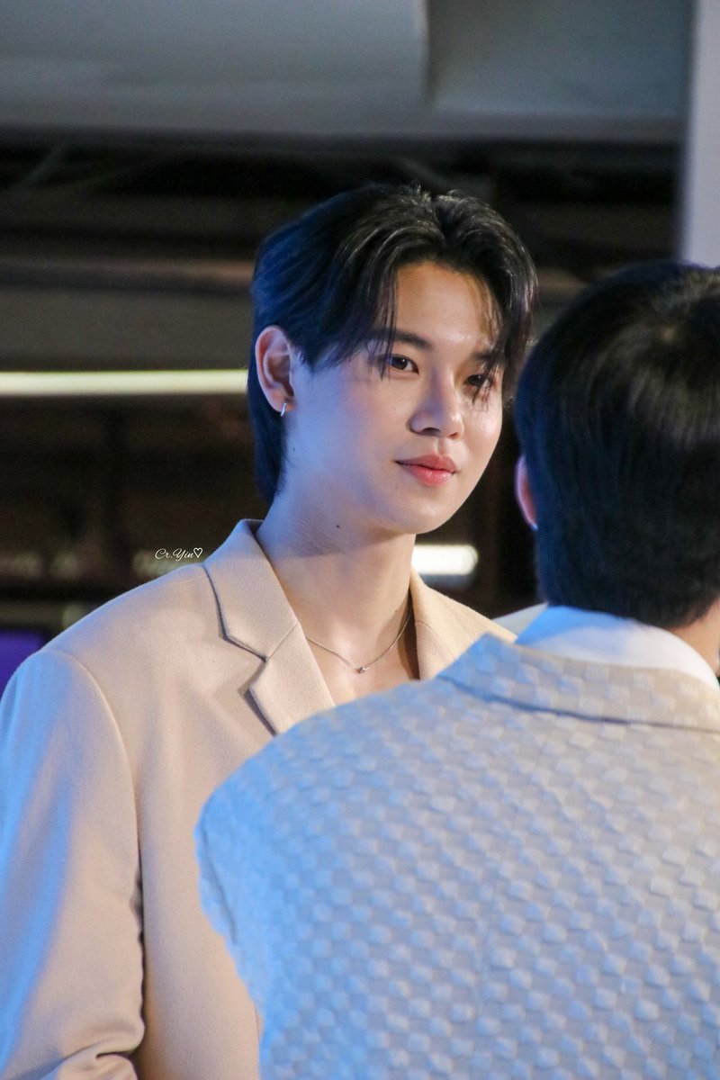 ___CrYin's tweet photo. :🌻

                   สายตามันหลอกกันไม่ได้🥺

                           °°

#DestinyclinicYinWar
#yinyin_anw Yin Anan
#Cr_YinShot https://t.co/eSIomwYeRv
