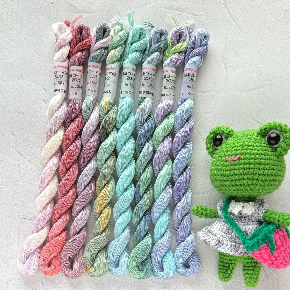 Kero_made's tweet photo. 5月のNewカラー✨️
minneにて販売中です😊❣️
https://t.co/aUEPrkeW9h

ラインナップは、
□レース糸  40番、60番、80番
□綿糸コーマ(S) 20/2、20/3、20/4、20/6
今回も、限定カラーを含む『ちょっとおトクなセット』もあります☺️

たくさんのご縁がありますように☆彡.。

#手染め糸 https://t.co/m1AiDXxl8Y
