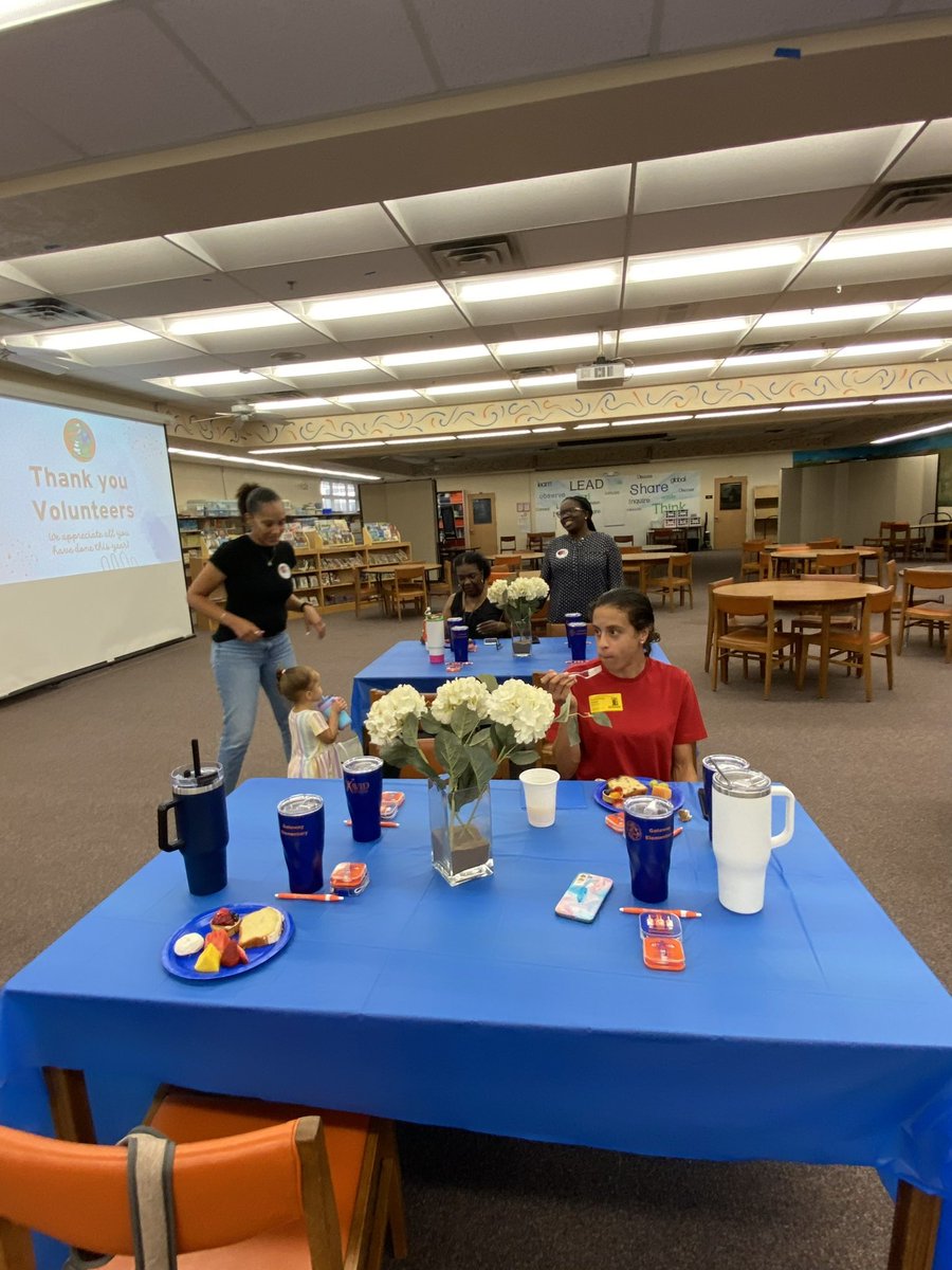 Gateway_Gators's tweet image. #GatewayGators🐊 Volunteer Breakfast 🥞 🍳 Thank you all for helping make this year a success!!! #LeeSchools