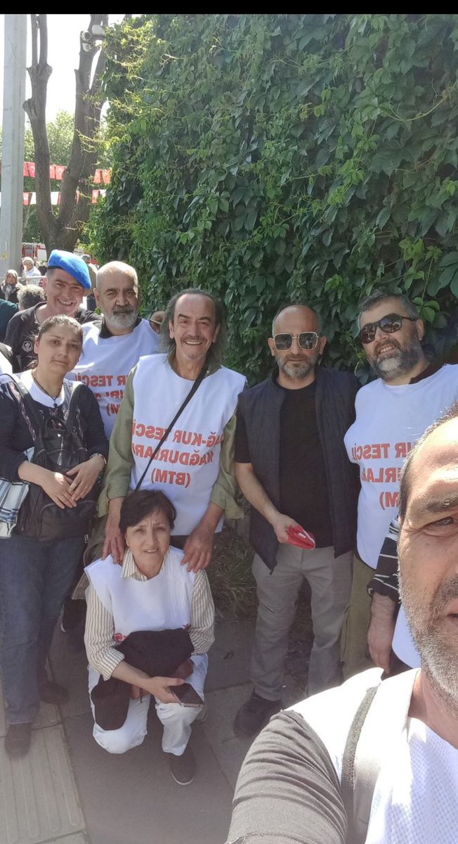 <a href="/veliagbaba/">Veli Ağbaba</a> 100 yıllık Cumhuriyet Tarihinin En Büyük mağduriyet Vergisini Ödemiş  Vatandaşın #TESCİLİ  Verilmemiş Mağdur Olmuş Hakkı #Gasp Edilmiş Kanunlar çiğnenmiş

Genel Başkan <a href="/eczozgurozel/">Özgür Özel</a> Tüm illerimizden Mİtinge Gelmemize Rağmen Bahsetmedi. #HayalKırıklığı
#BağkurTescilMağdurları