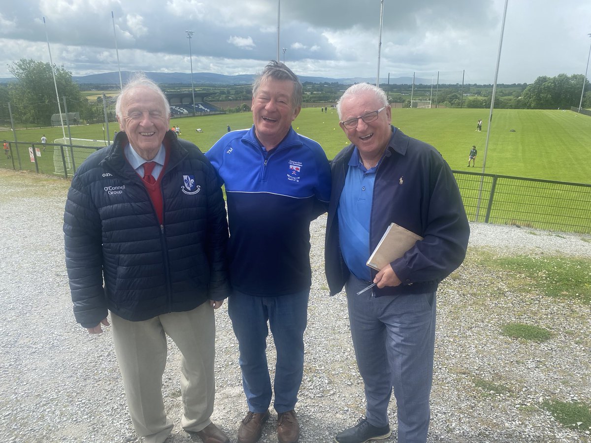 Great to meet @tommonaghankdy in @KdyGAA this morning with @SarsfieldsCork Denis Hurley as Tom celebrates a special birthday enjoy the day. Looking forward to our annual golf @CorkGolfClub John Crowley @GaaBishopstown and Fr Seanie Barry @BrideRoversGAA