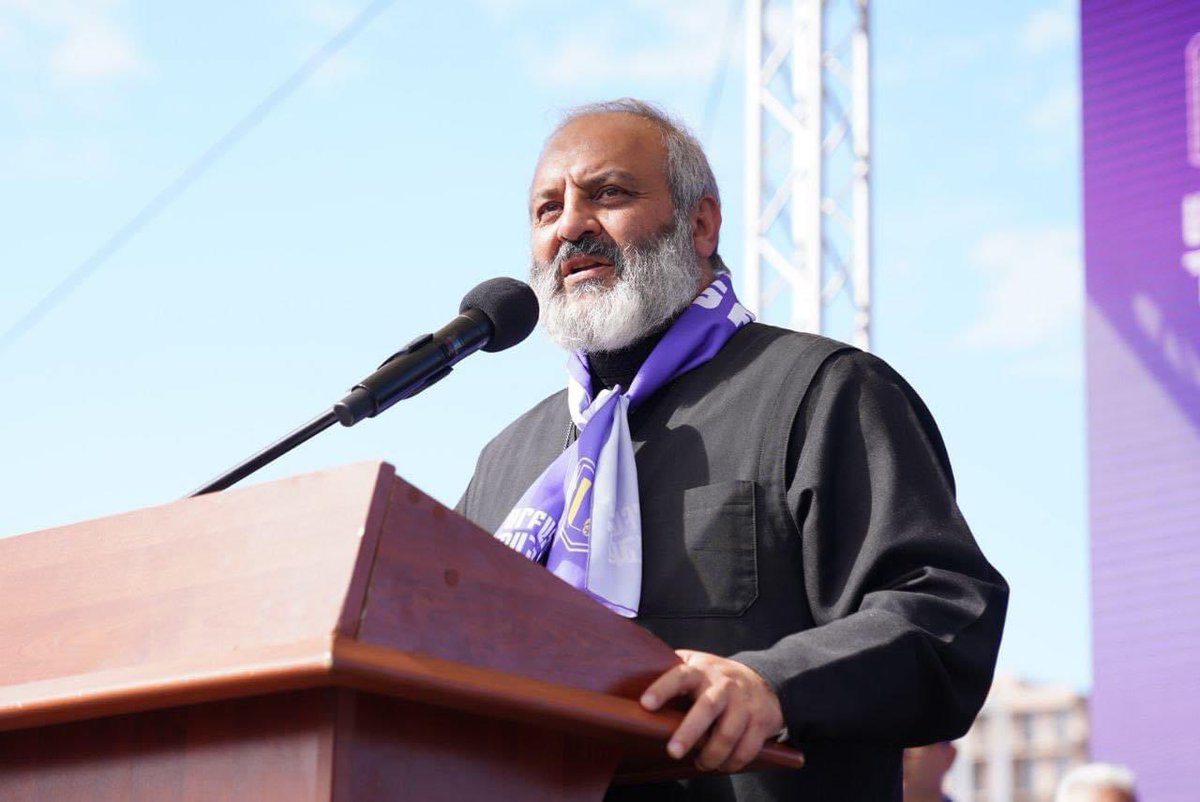 #breaking⚡️❗ Archbishop Bagrat Galstanyan agreed to become a candidate for the post of Prime Minister of Armenia