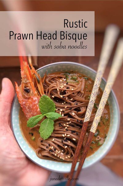 🍜 𝐏𝐫𝐚𝐰𝐧 𝐇𝐞𝐚𝐝 𝐒𝐨𝐮𝐩 🍜 Do you throw away fresh prawn heads? From now on you will think twice once you see what a gorgeous creamy prawn head #soup you can make with them! #soba 🍜 𝐑𝐞𝐜𝐢𝐩𝐞 >> junedarville.com/prawn-head-sou…