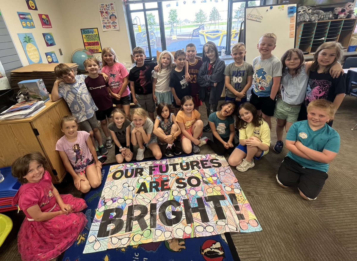 Their futures are so bright!!! ☀️✨students wrote goals on their pieces, then we put it all together for the surprise message! #1GC