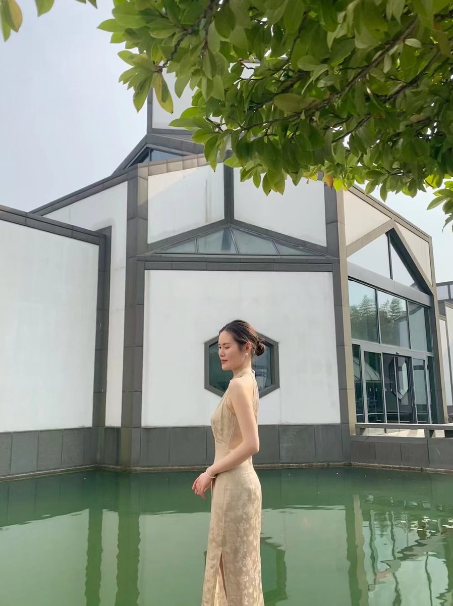 bibi2501's tweet photo. happy weekend https://t.co/iXlzf7FoWs
