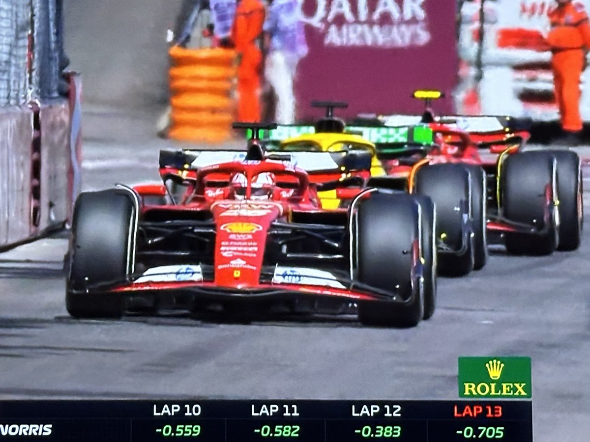 Solid Snake tweet media