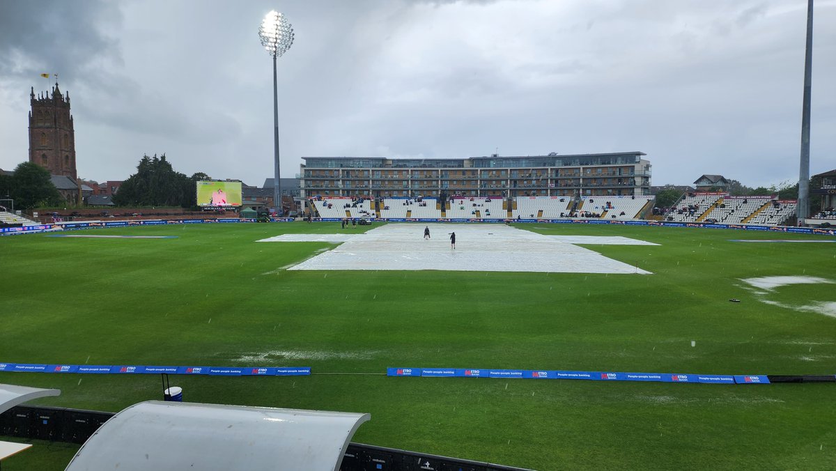 Rain has the final say. No result in Game 2️⃣ of the ODI series 🏏 The final match will take place in Chelmsford on Wednesday 🗓️ #ENGWvPAKW | #BackOurGirls