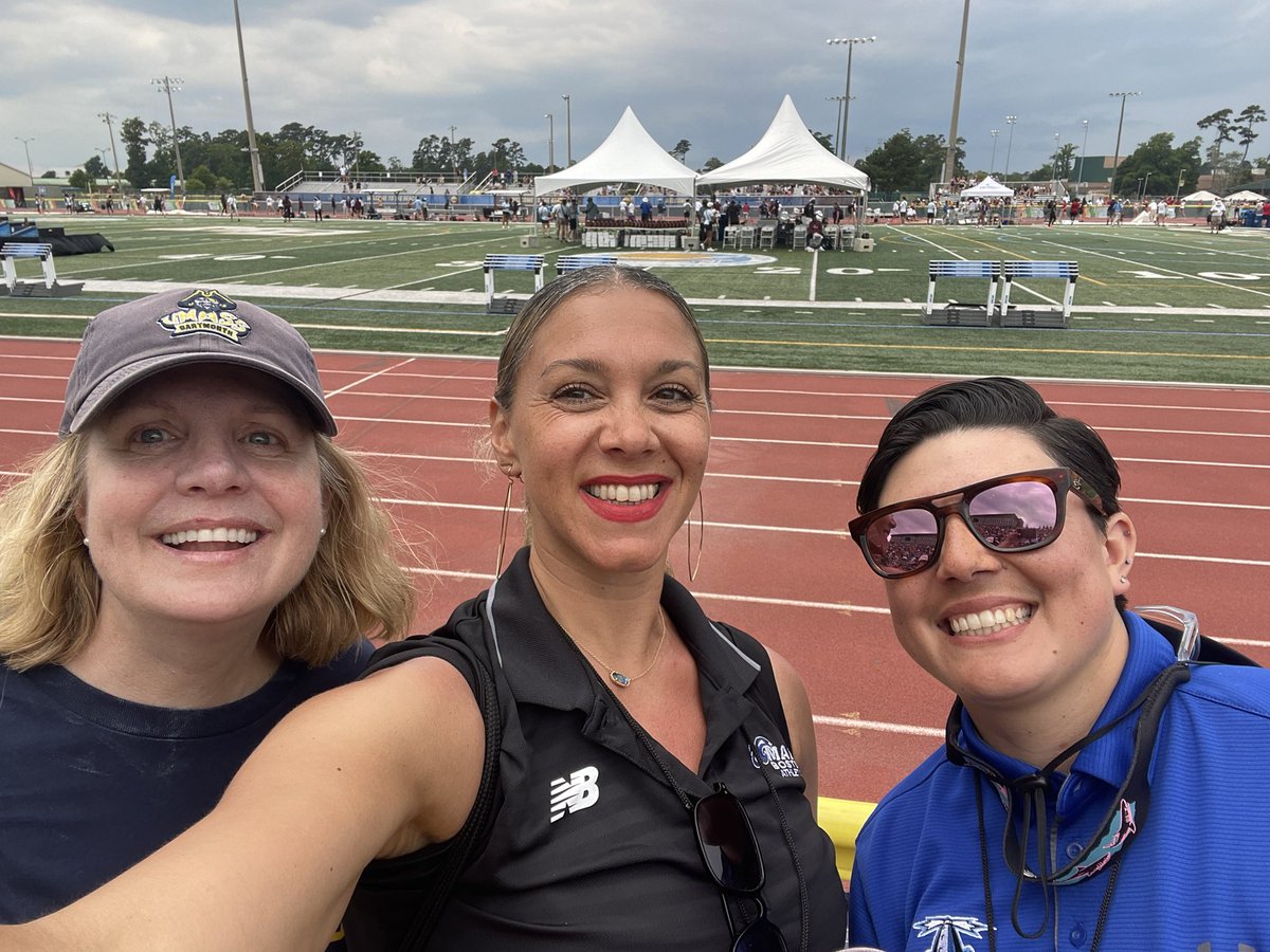 Amazing week @ NCAA DIII outdoor track championships! Saw my brother coach for Hopkins, @UMassBeacons had an All-American, & got to spend time w/ some of my favorite people in sports watching the sport I 💙 #NCAAd3 #d3tf #d3tfnationals @LittleEastConf