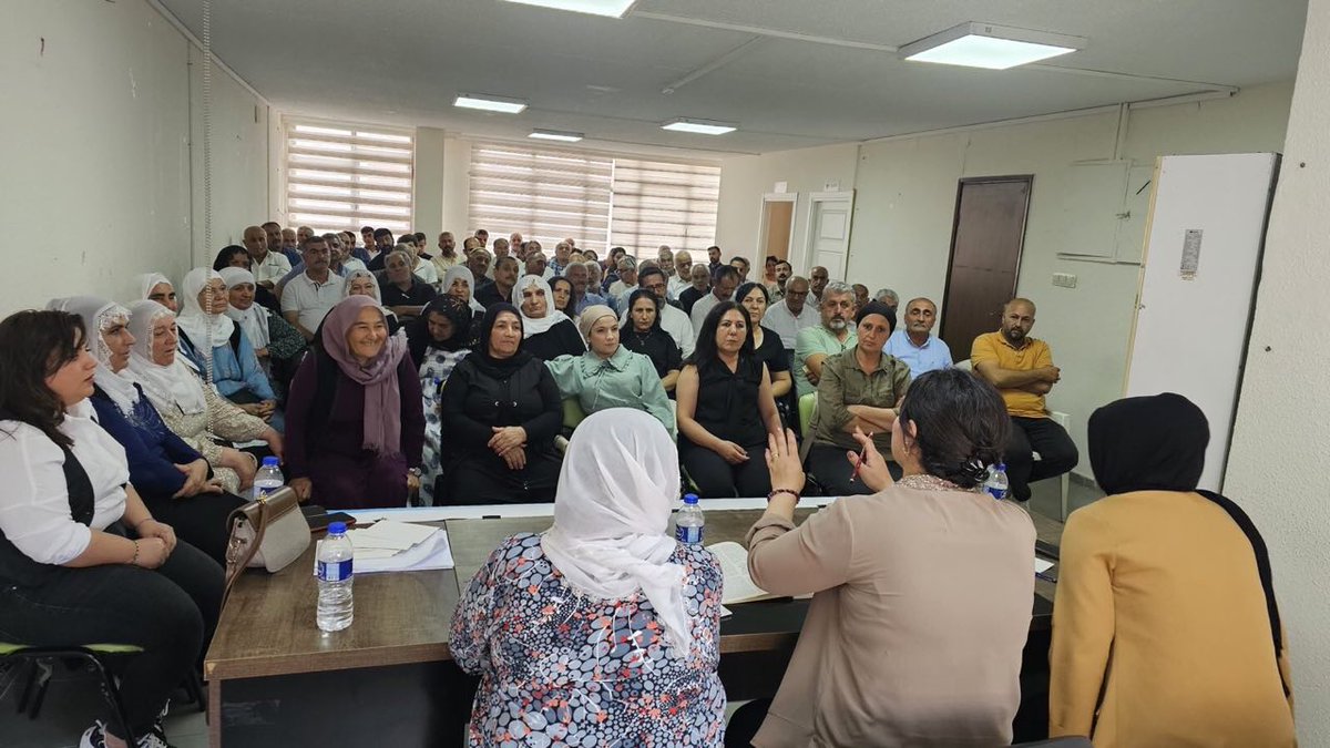 'Özgürlüğe Ses Ver!” kampanyası kapsamında Kitap Okuma etkinliğimizi Adana'da gerçekleştirdik. Beslenme ve korunma her canlı için geçerlidir. Kadınsız veya erkeksiz yaşamı tartışmanın fazla bir anlamı yoktur. Eşeyli veya eşeysiz tüm yaşamlarda erillik-dişillik olgusu vardır.