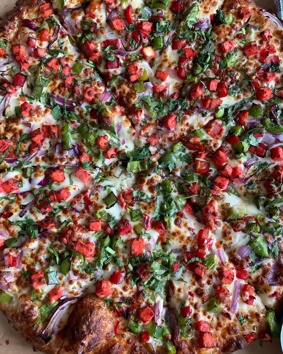CdnPizzaDepot's tweet photo. Thanks for sharing a photo of your meal with us @sarbie.eats ! We’re glad you enjoyed it.🍕

See you soon at Pizza Depot! https://t.co/BlHpnXbr48
