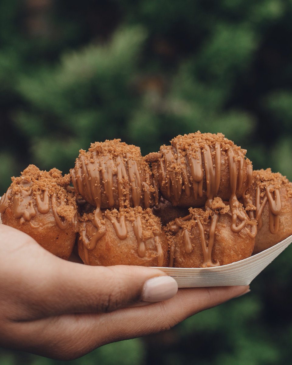 Puff Puff Ministry (@puffpuffminist) on Twitter photo We’re serving puff puff at Spitalfields Market tomorrow, Monday 27th May ✨
Stop by #AfricaAtSpitalfields from 11am - 5pm to enjoy our best-selling flavours 😍
<a href="/spitalfieldsE1/">Spitalfields London</a> #SpitalfieldsMarket #PopupAfrica We’re serving puff puff at Spitalfields Market tomorrow, Monday 27th May ✨
Stop by #AfricaAtSpitalfields from 11am - 5pm to enjoy our best-selling flavours 😍
<a href="/spitalfieldsE1/">Spitalfields London</a> #SpitalfieldsMarket #PopupAfrica