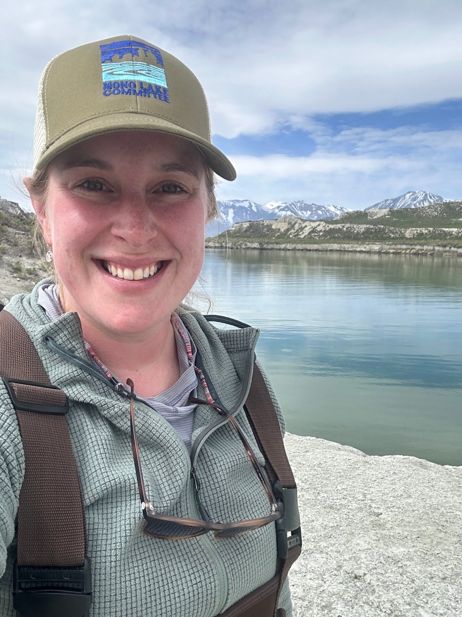annefetrow's tweet photo. Wrapping up another great week of water sampling out at Mono Lake! 
Lots of snow up in the high Sierras after a cool spring means slow and steady run off into the lake. 
Water samples? ✅ 
Evaporation pan set up for the season? ✅ 
Beautiful views? ✅ 
#longlivemonolake https://t.co/ZSNw3aC6Z1