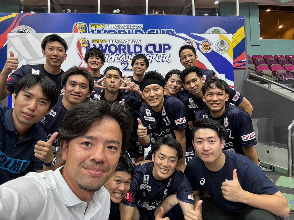 Hi6kaz's tweet photo. これから日本に帰ります✈️
ありがとうマレーシア🇲🇾 https://t.co/86v5hgacLu