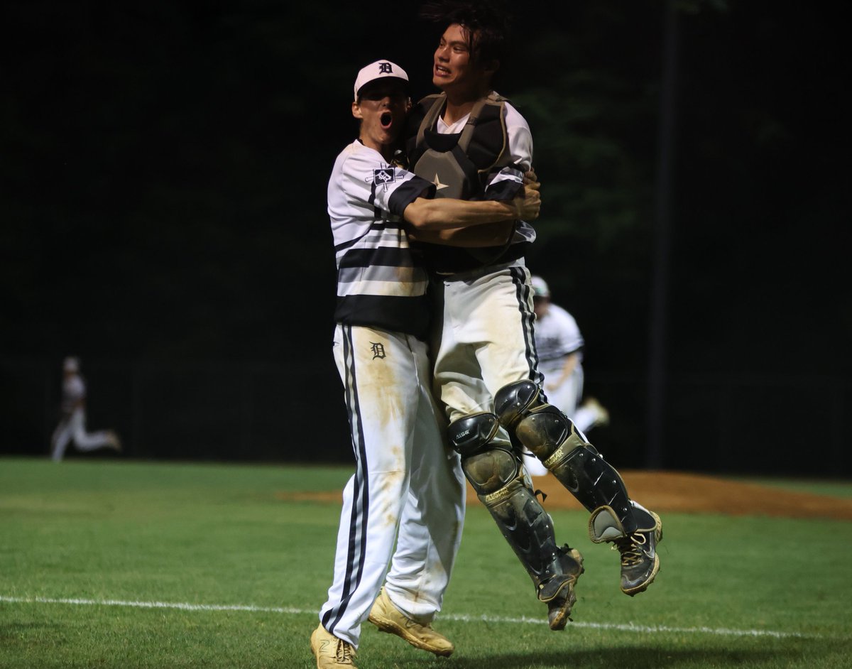 DomHighBaseball's tweet photo. At its heart, this team genuinely plays with passion, loves this sport, and is bonded like you could not imagine. It is not what defines them but fuels them. 
Everything they need is inside them.
This is high school baseball.
#dombats #playwithpassion #family #gotitans  ⚫️⚪️💪🏆 https://t.co/KpOAdAAYXc
