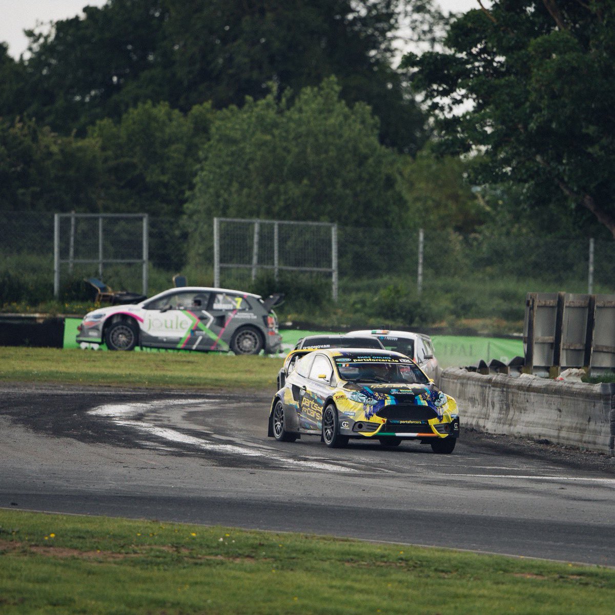That is 2 heat wins, a semi-final win &amp; we are onto pole for the final! 🤞

#Rallycross #IrishRallycross #5NationsBRX